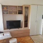 In Apartament Vir