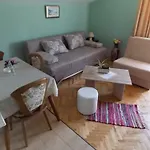 Apartament In *